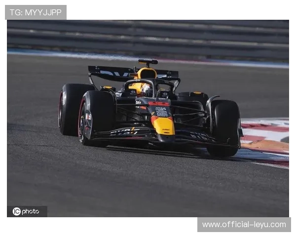 F1赛季最新动态:顶级车队竞争激烈 新秀崭露头角