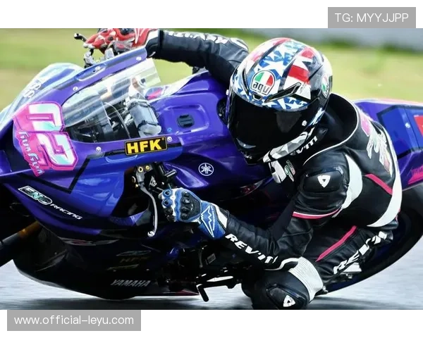 摩托车大奖赛最新动态：车手们迎战新赛季，技术革新与赛道变化成焦点